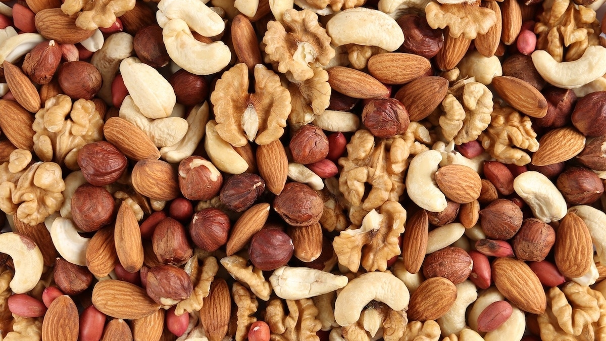 Найден орех, который снижает холестерин — и заодно уменьшает талию