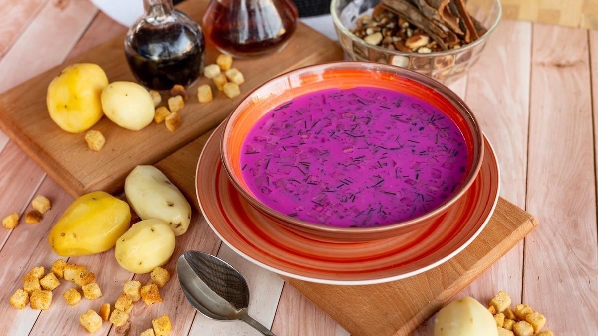 "Фаворит лета": готовим настоящий русский свекольник по всем правилам