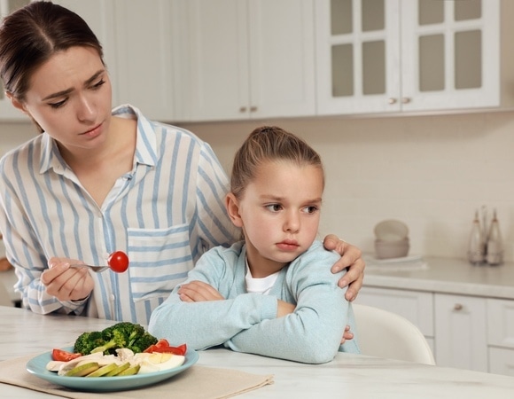 "Не ест ничего": почему дети отказываются от еды и как им помочь "Не ест ничего": почему дети отказываются от еды и как им помочь