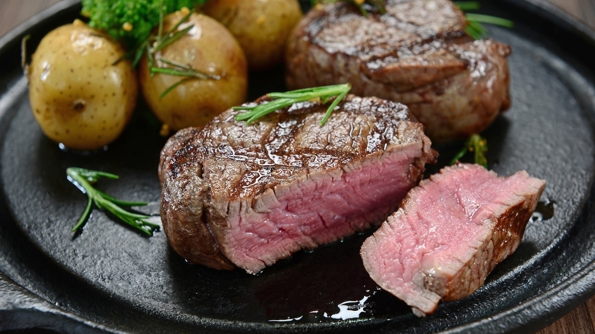 Озвучена безопасная норма красного мяса — можно есть и не бояться