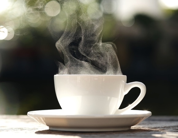 Растворимый кофе может навредить пожилым — вот о чем предупреждают врачи  