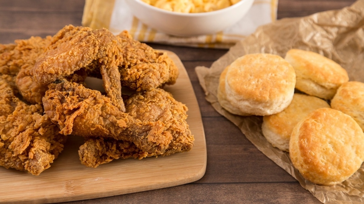 Разрушают коллаген: диетолог объяснила, какие блюда ускоряют старение