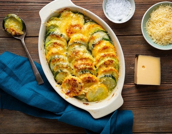 "Невероятно ароматно и вкусно": такая запеканка из кабачков станет хитом вашего меню