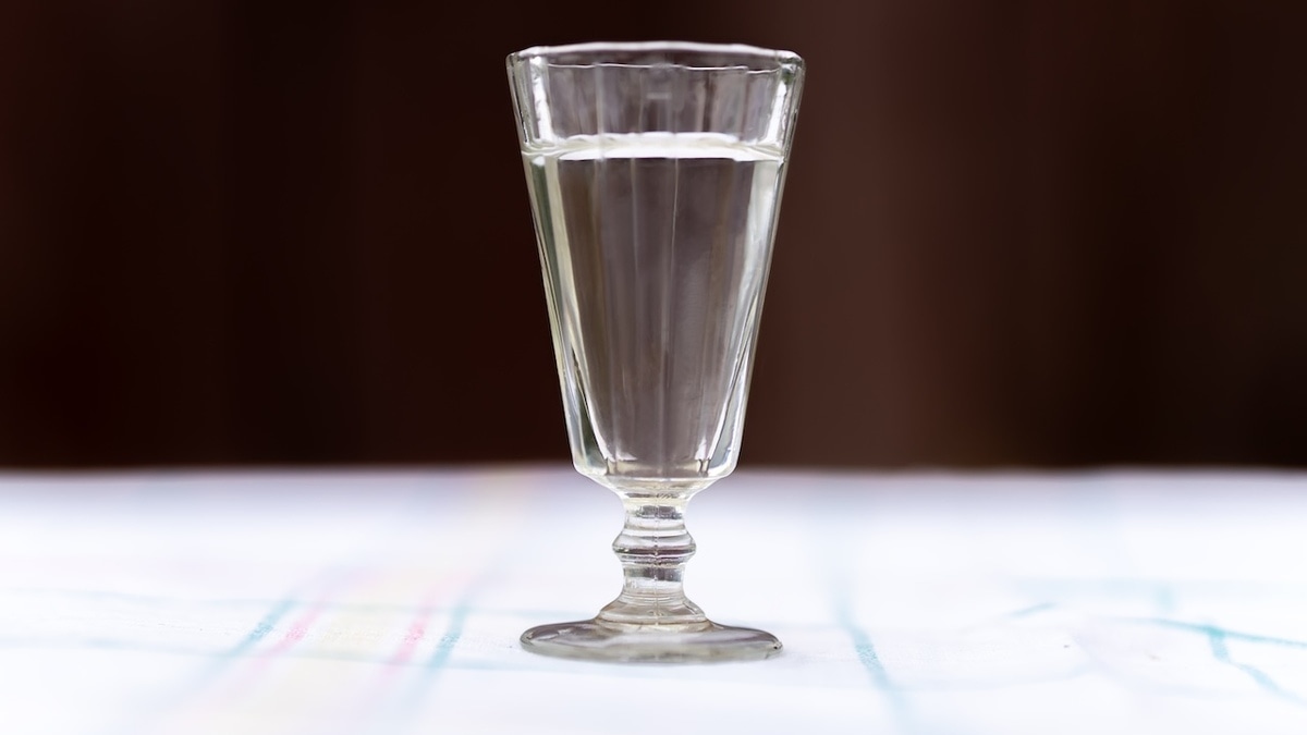 Против перхоти и зубной боли: в Роскачестве сказали, как необычно использовать настойки