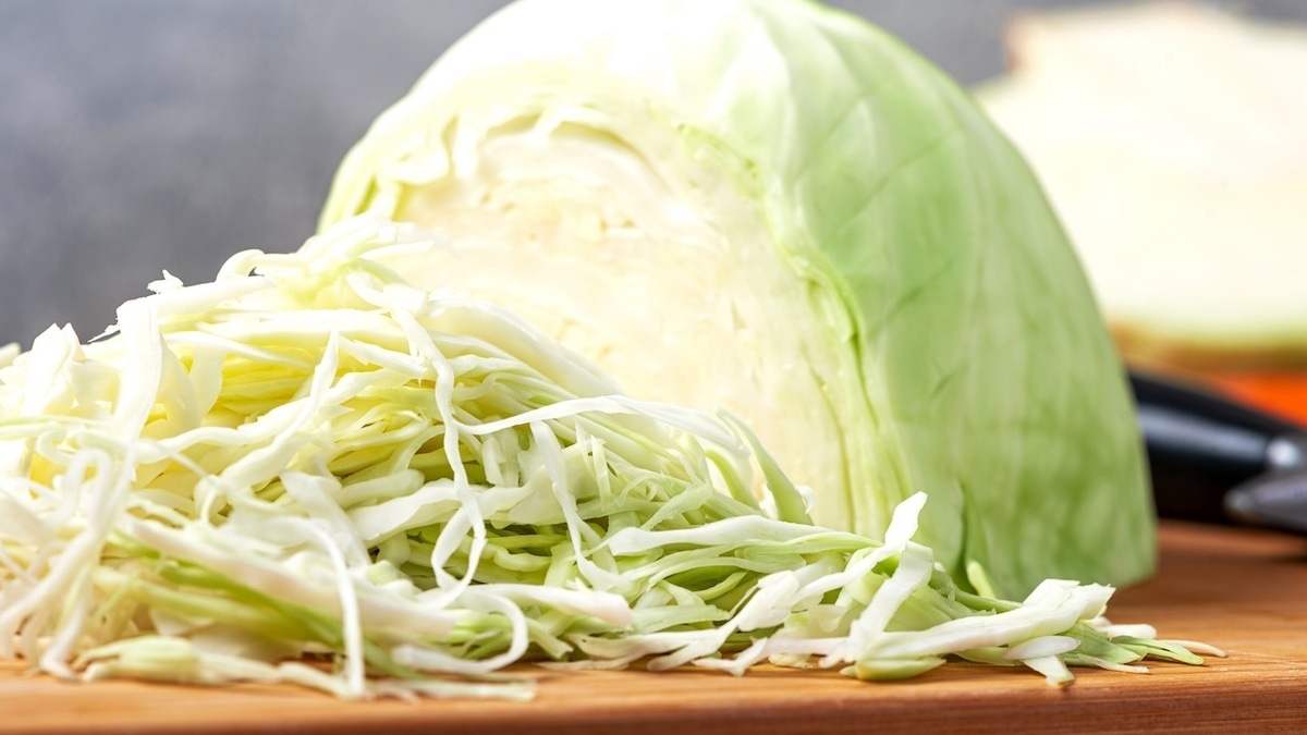 Как правильно хранить капусту? Лайфхак, чтобы больше не выбрасывать гнилые кочаны 