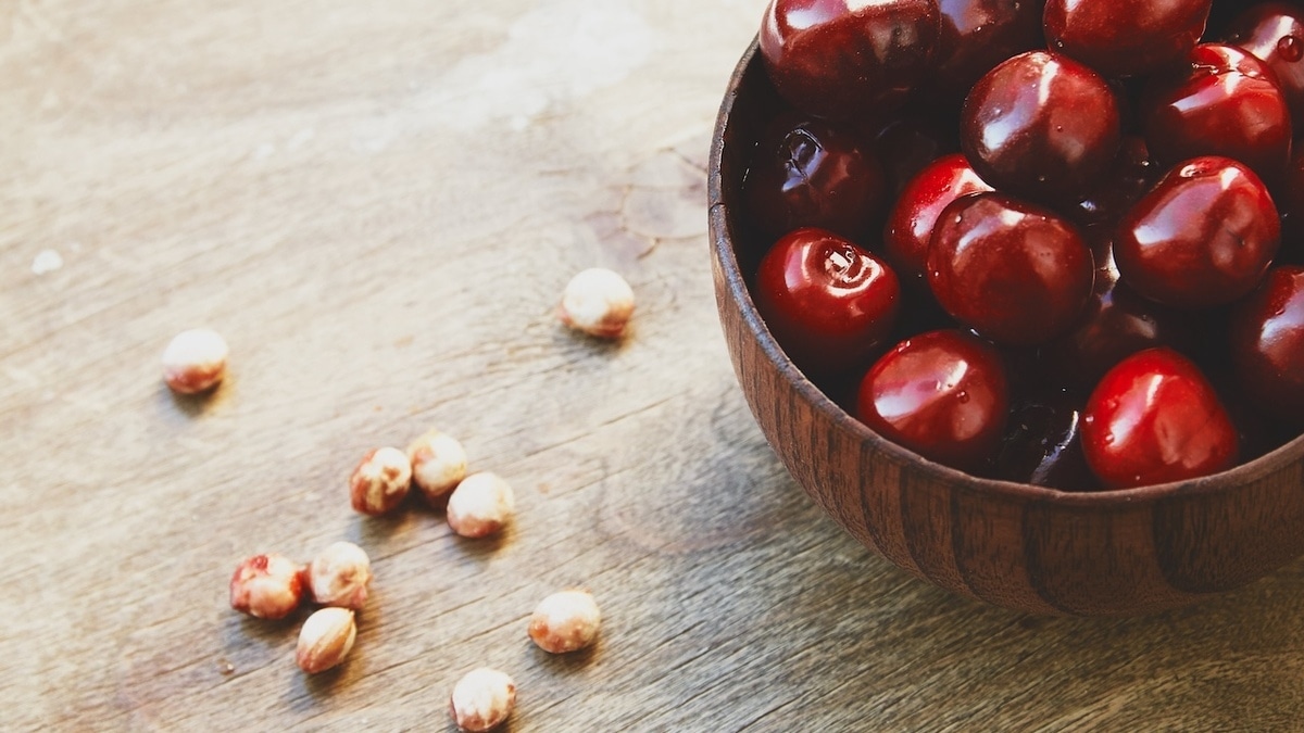 Что будет, если проглотить косточку от черешни или вишни? 