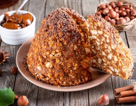 "Вкус потрясающий": настоящий торт "Муравейник" готовят по рецепту из СССР "Вкус потрясающий": настоящий торт "Муравейник" готовят по рецепту из СССР