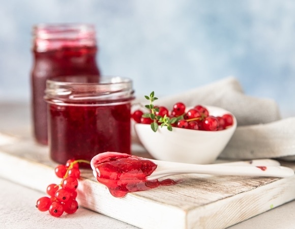 “Идеально, как в детстве”: такое желе из красной смородины точно получится — даже если вы новичок “Идеально, как в детстве”: такое желе из красной смородины точно получится — даже если вы новичок