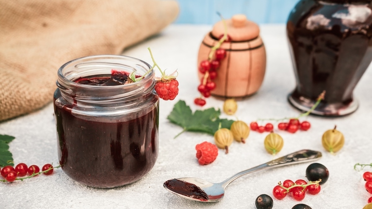 В чем секрет по-настоящему полезного варенья? Соедините эти ягоды вместе — и все получится