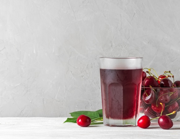 Назван продукт, который поможет справиться с бессонницей: это не орехи и даже не молоко