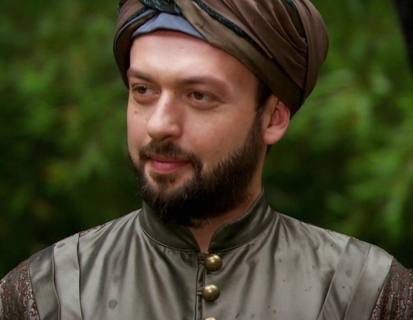 Плов с куриной печенью: готовим любимый "Ич пилав" Ибрагима-паши — превратит любой стол в обед султана Плов с куриной печенью: готовим любимый "Ич пилав" Ибрагима-паши — превратит любой стол в обед султана