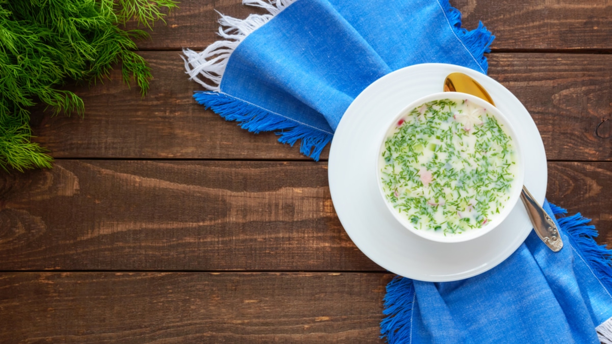 Раскрываем секрет ленивой окрошки: даже яйца варить не нужно