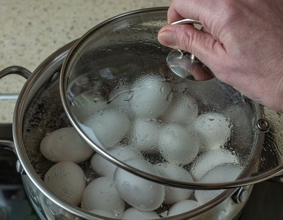 Не дольше 10 минут! Врачи объяснили, чем опасны переваренные яйца Не дольше 10 минут! Врачи объяснили, чем опасны переваренные яйца