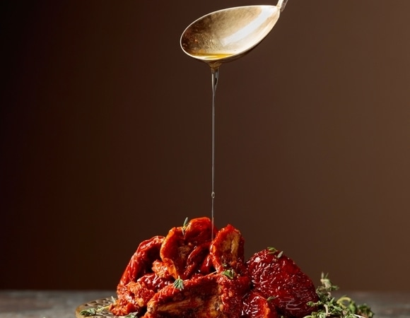 Как сделать вяленые томаты вкуснее, чем в магазине: есть один нюанс Как сделать вяленые томаты вкуснее, чем в магазине: есть один нюанс