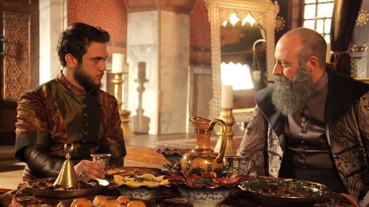 Мурашки по коже: «Великолепный век» умолчал о настоящем султанском пире — и его составе