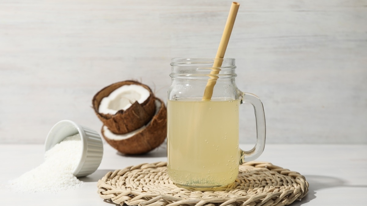 В соцсетях готовят коктейль против стресса: работает ли он на самом деле? В соцсетях готовят коктейль против стресса: работает ли он на самом деле?