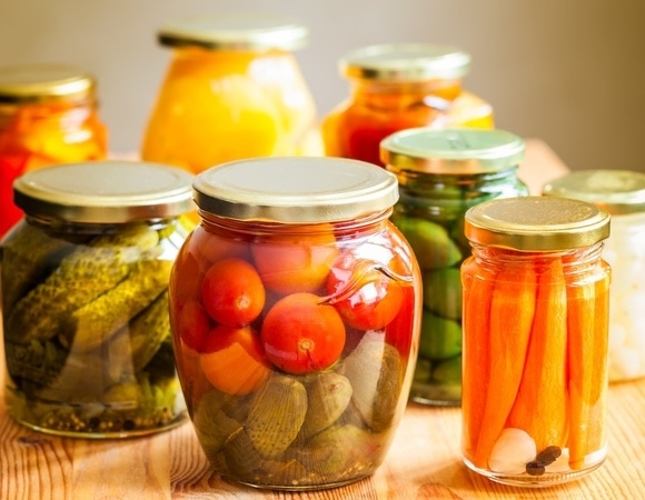 Какие овощи и фрукты уже можно заготавливать на зиму в июле? Какие овощи и фрукты уже можно заготавливать на зиму в июле?