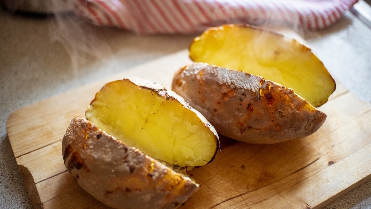 Как приготовить картошку в 2 раза быстрее, выгоднее и полезнее — эксперты нашли способ 