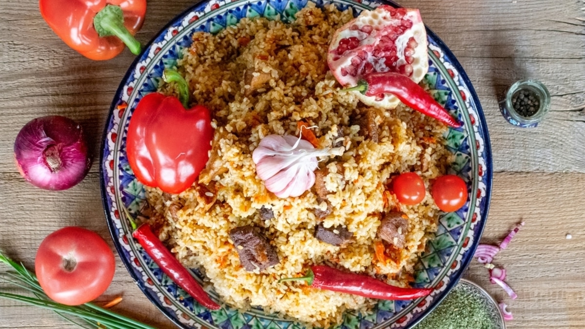 Главный враг рассыпчатого плова: какой ингредиент превращает его в кашу — он точно есть в вашем рецепте