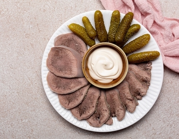 Вкуснее колбасы и полезнее мяса: почему стоит вернуть на стол этот забытый деликатес