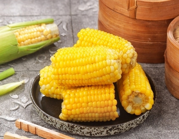 Не выбрасывайте листья! Как сделать варенную кукурузу особенно сочной — вы вряд ли знали это раньше Не выбрасывайте листья! Как сделать варенную кукурузу особенно сочной — вы вряд ли знали это раньше