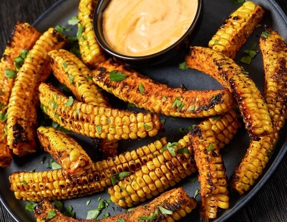 Больше не варите кукурузу — вот как шеф-повар готовит ее на сковороде Больше не варите кукурузу — вот как шеф-повар готовит ее на сковороде