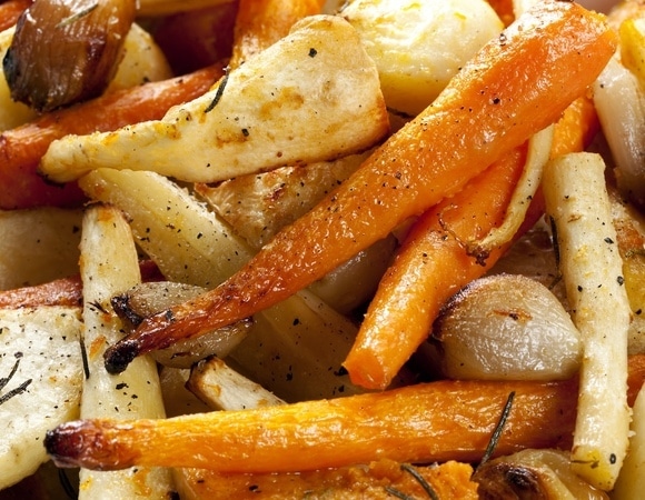 Ученые назвали 2 дешевых овоща, которые защищают от деменции Ученые назвали 2 дешевых овоща, которые защищают от деменции