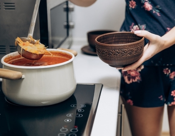 Что будет с желудком, если завтракать борщом?