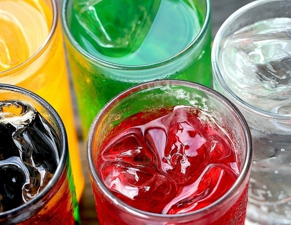 Осмотический удар: как сладкая газировка “ворует” воду у ваших клеток в самый неподходящий момент