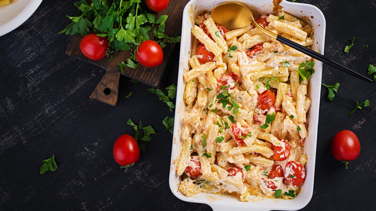 "Вирусная" паста с фетой: как повторить тренд соцсетей прямо на вашей кухне