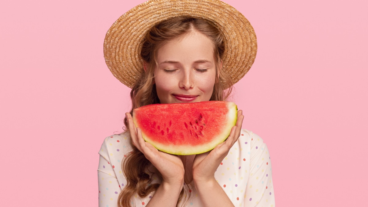 Как выбрать идеальный арбуз по запаху: метод, о котором знают не все