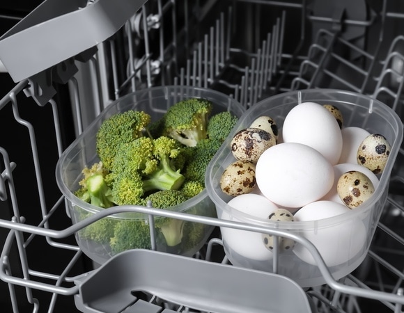 Опасный тренд или гениальное решение? Узнали, мыть или не мыть овощи в посудомойке 