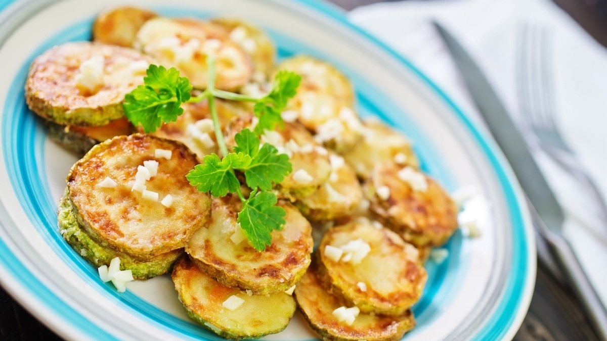 Больше никаких масляных кабачков: найдено простое решение для жарки овощей