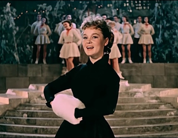 Завтрак-ритуал Людмилы Гурченко: так она держала себя в форме 50 лет