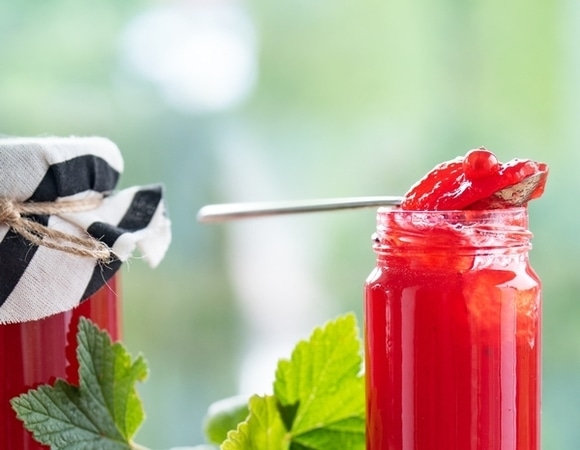 Забудьте про варку: гениальный совет, как сделать желе из смородины за 15 минут Забудьте про варку: гениальный совет, как сделать желе из смородины за 15 минут