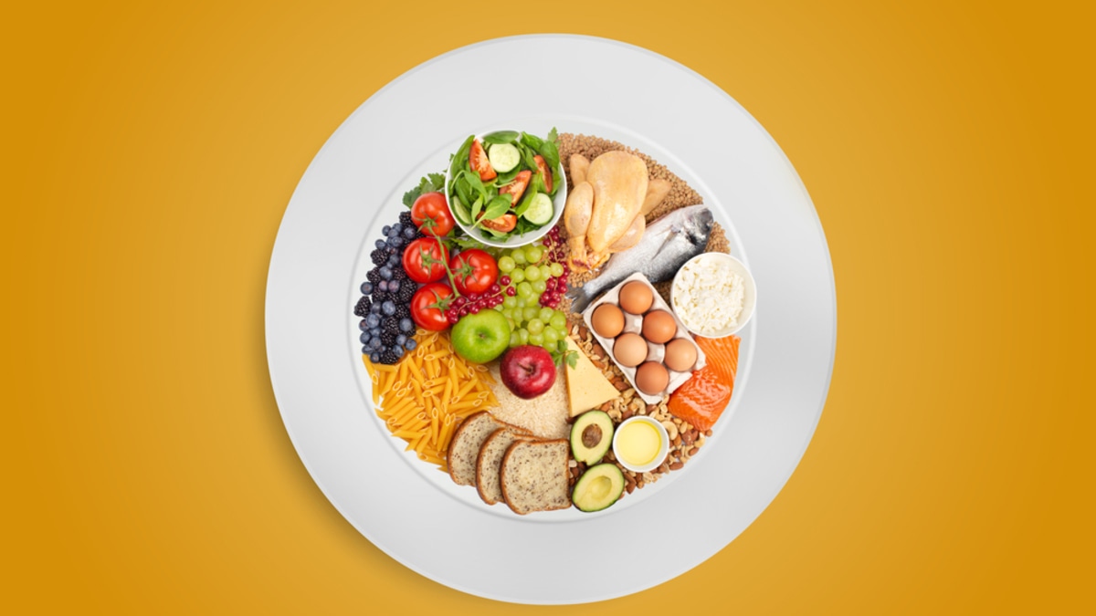 Ешьте жир, чтобы сжечь жир: какие продукты убирают лишний вес лучше, чем куриная грудка и салаты