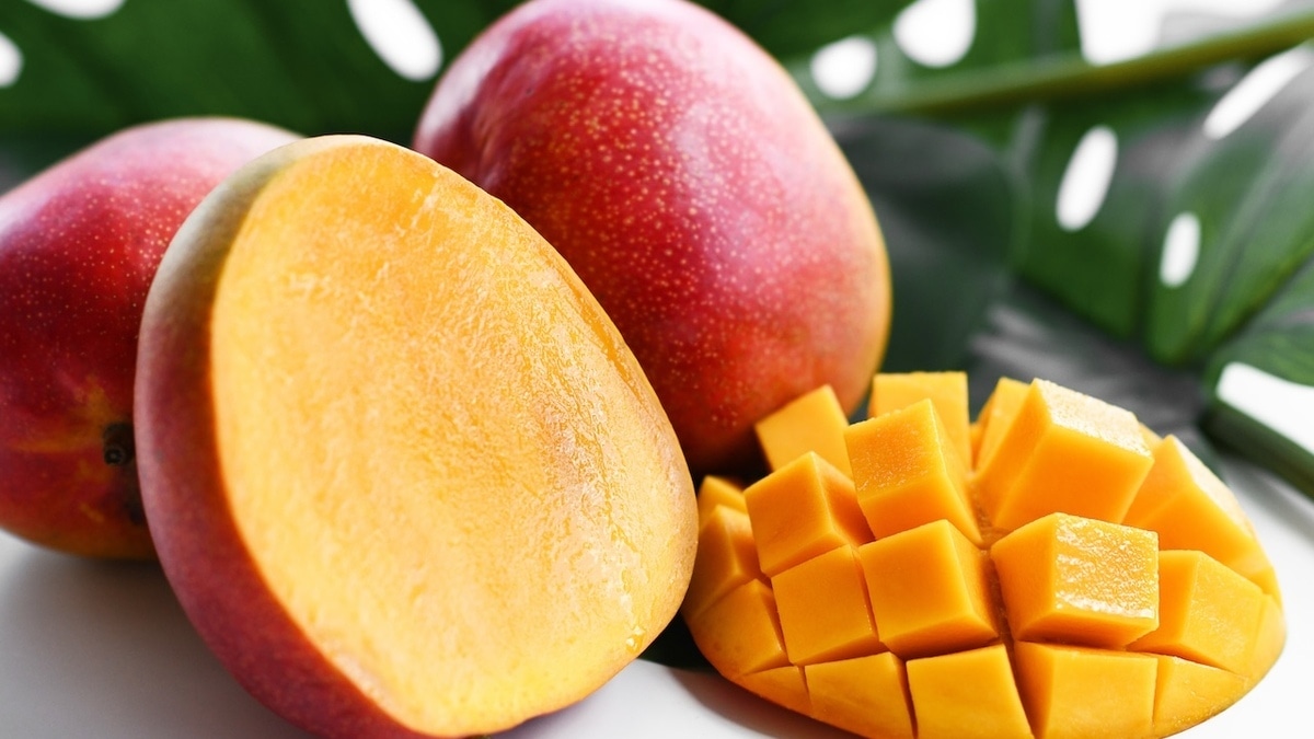 Как чистить манго: найден гениальный лайфхак со стаканом Как чистить манго: найден гениальный лайфхак со стаканом