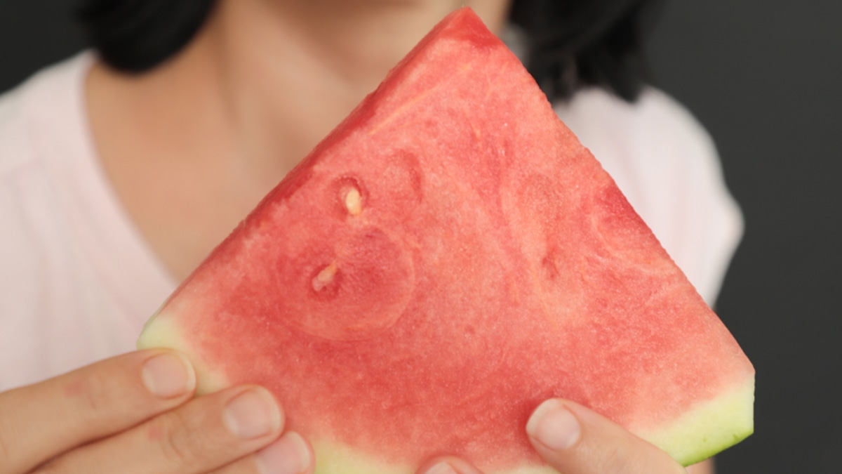 Даже арбуз? Какие продукты противопоказаны аллергикам во время цветения полыни Даже арбуз? Какие продукты противопоказаны аллергикам во время цветения полыни