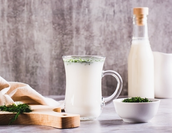 Язма, чалап, тан: в сети рассказали, как на самом деле называют айран в разных странах Язма, чалап, тан: в сети рассказали, как на самом деле называют айран в разных странах