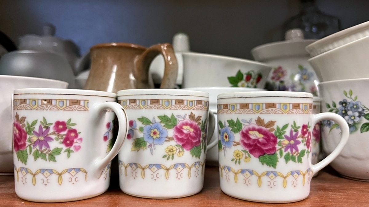 Хлам или антиквариат? Как "гадать" по загадочным цифрам на дне советских тарелок и чашек? Хлам или антиквариат? Как "гадать" по загадочным цифрам на дне советских тарелок и чашек?