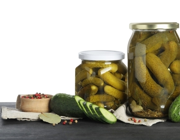 Бабушка была неправа: три "золотых правила" консервации, которые на самом деле портят огурцы Бабушка была неправа: три "золотых правила" консервации, которые на самом деле портят огурцы