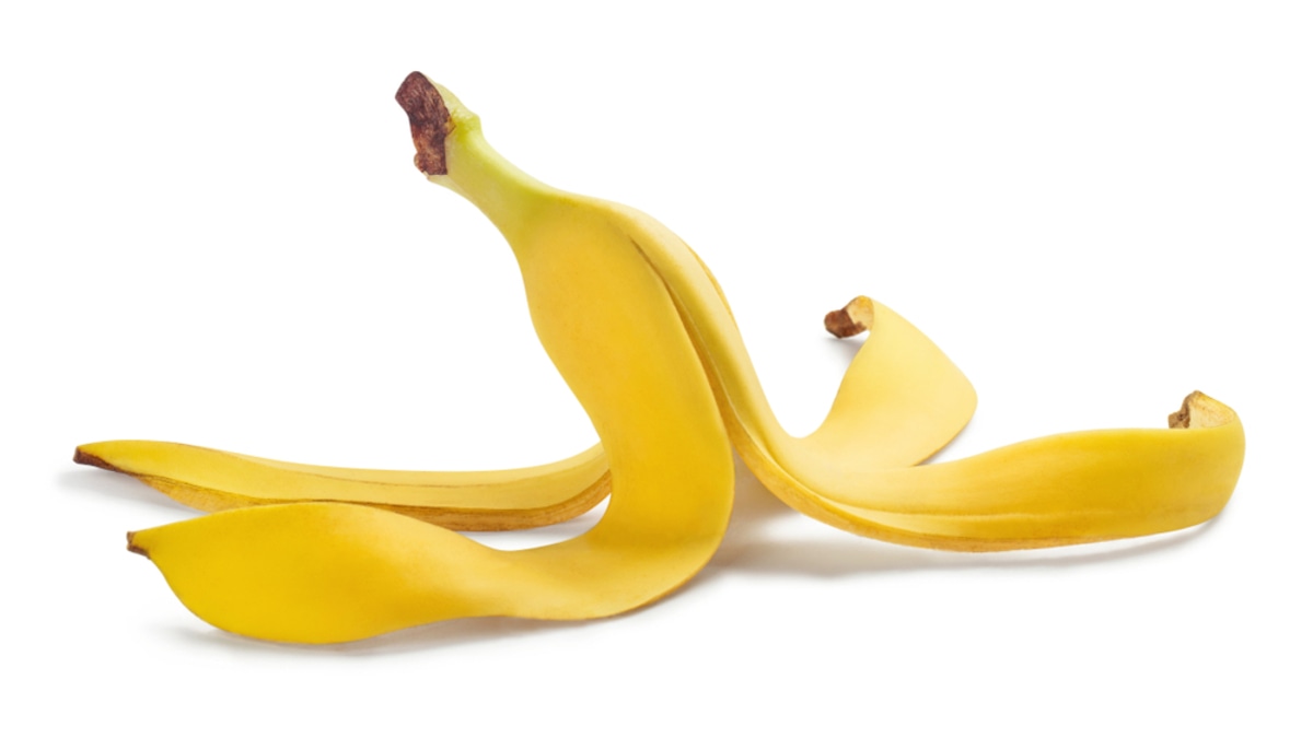 Зачем хозяйки кладут в борщ банановую кожуру? Ответ вас удивит!