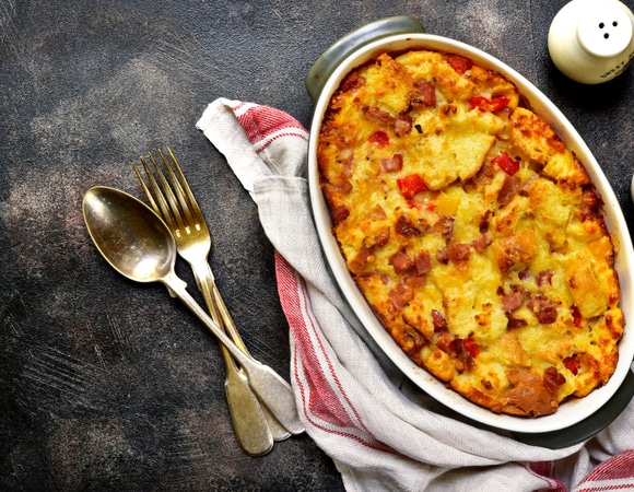 Черствый хлеб — это деликатес: что приготовить из него вместо надоевших сухарей (рецепт удивит)