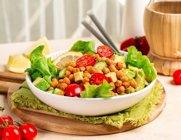 Белковый салат, который заменит ужин: найден простой способ поддержать БЖУ Белковый салат, который заменит ужин: найден простой способ поддержать БЖУ