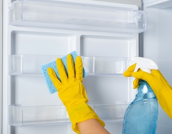 Названы средства, которыми нельзя чистить холодильник Названы средства, которыми нельзя чистить холодильник