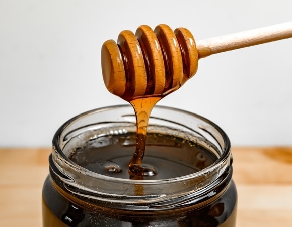 Гречишный, липовый или акациевый? Врач раскрыла, какой мед самый полезный Гречишный, липовый или акациевый? Врач раскрыла, какой мед самый полезный
