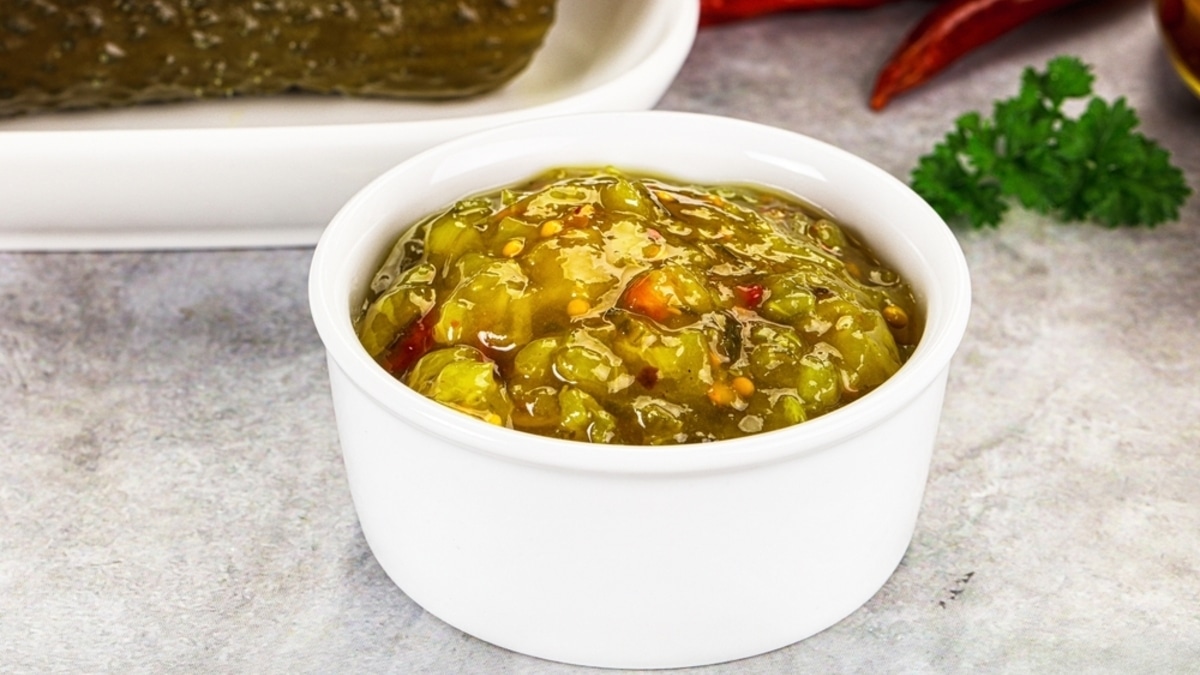 Забудьте о кетчупе: раскрыт рецепт огуречно-горчичного соуса "релиш", который превращает еду в деликатес