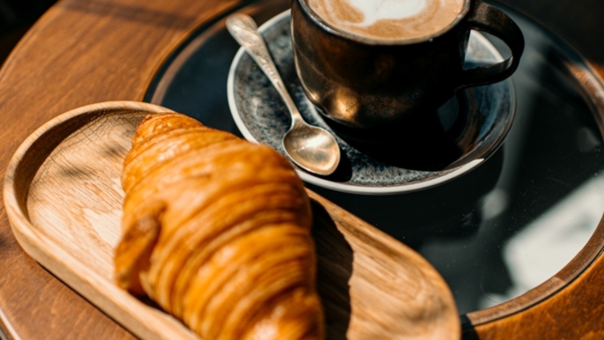 Почему после завтрака вы чувствуете себя разбитым? Ответ: вы начинаете день не с тех продуктов