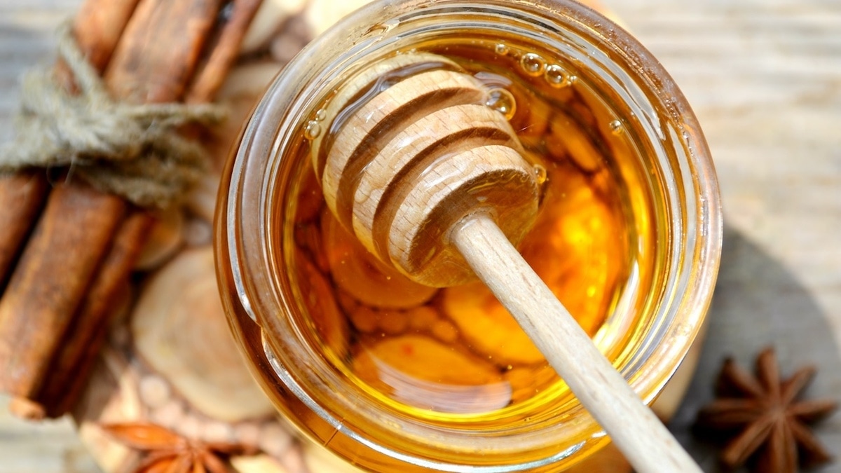 Пчеловод знает: какой мед идеально подойдет для безупречной выпечки Пчеловод знает: какой мед идеально подойдет для безупречной выпечки