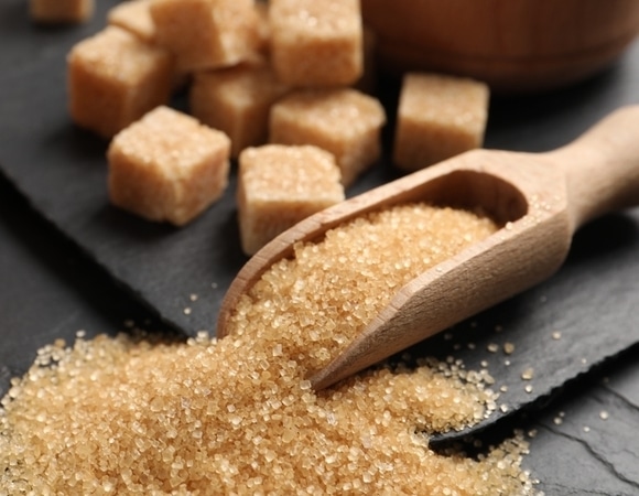 Тростниковый сахар или кукурузный сироп: что выбрать для домашней выпечки?